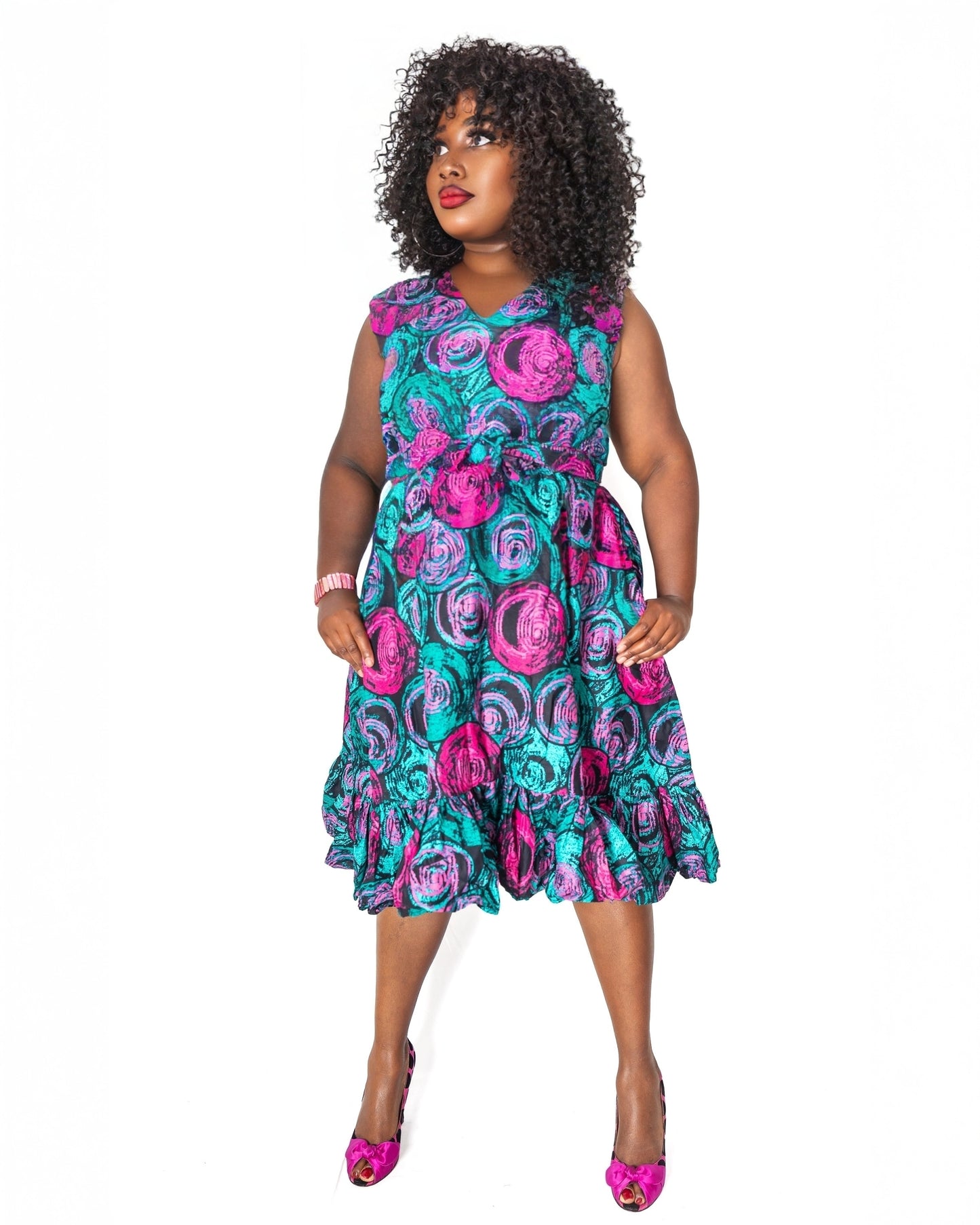 Sleeveless Dress With Belt