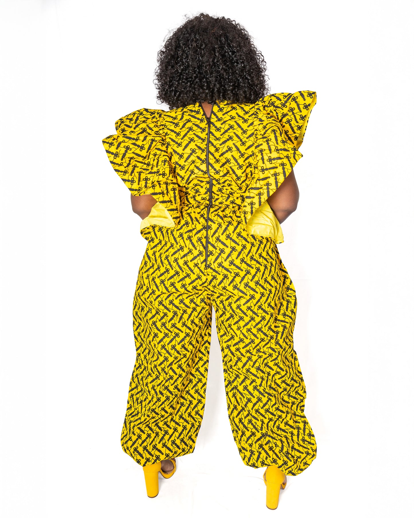 Jumpsuit with flared sleeves